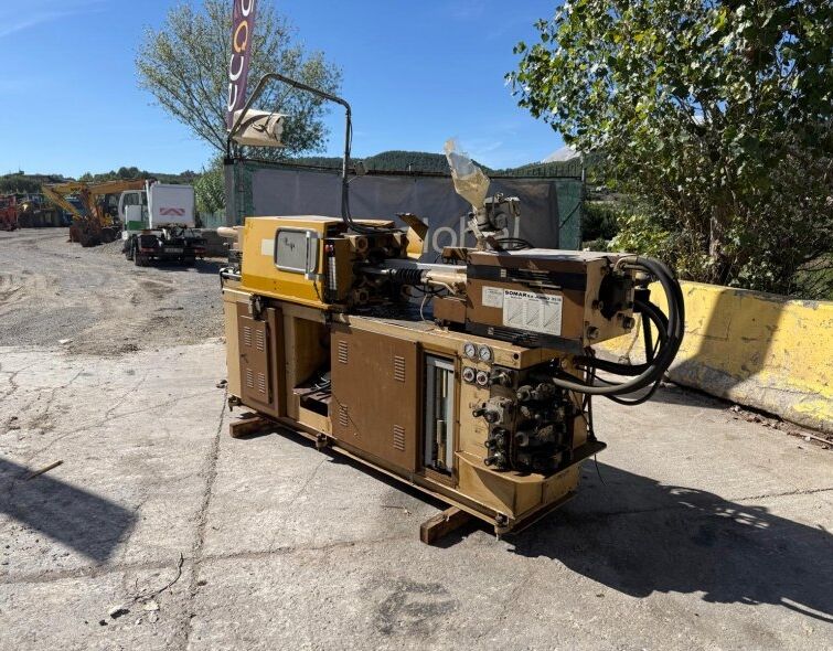 SOMAR MACHINE DE MOULAGE PAR INJECTION PLASTIQUE